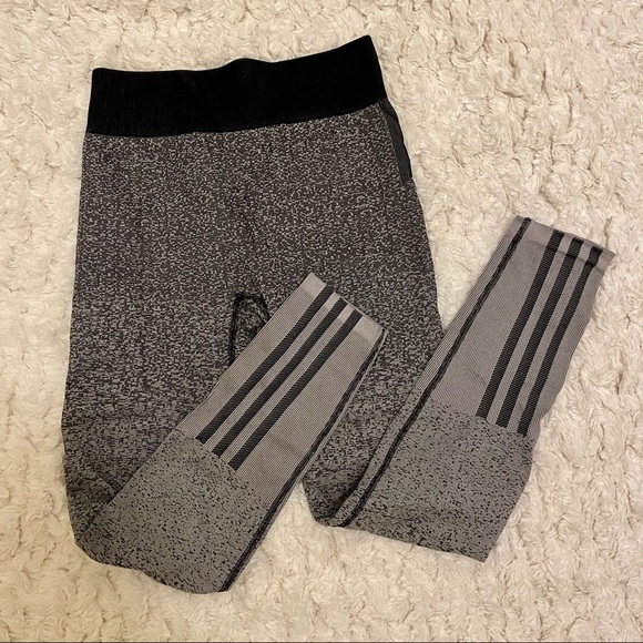 CLOSET CLEAROUT! adidas Leggings - Picture 11 of 13